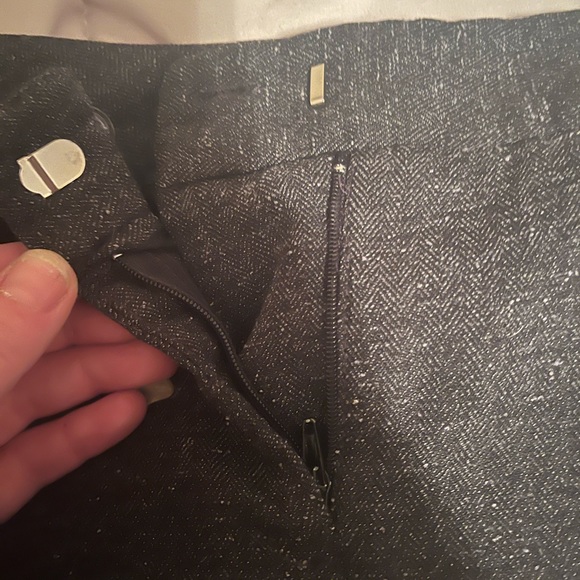 IZ byer California sz 7 gray and black blended flared leg trousers - Picture 4 of 5